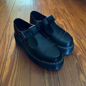 dr Martens BETHAN POLISHED SMOOTH LEATHER PLATFORM SHOES